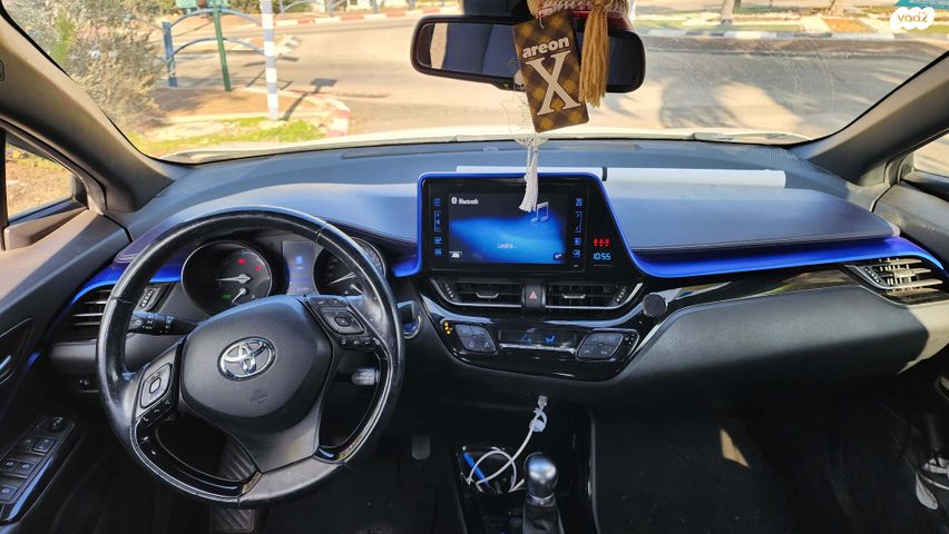 טויוטה C-HR