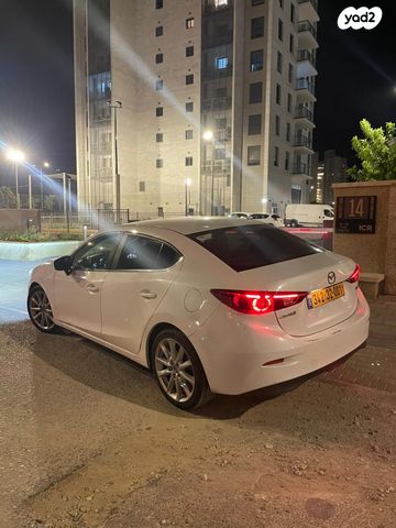 מאזדה 3