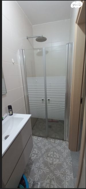 דירת גן, מעלה הבנים 27, שכונה ותיקה - מרכז העיר, מעלות תרשיחא