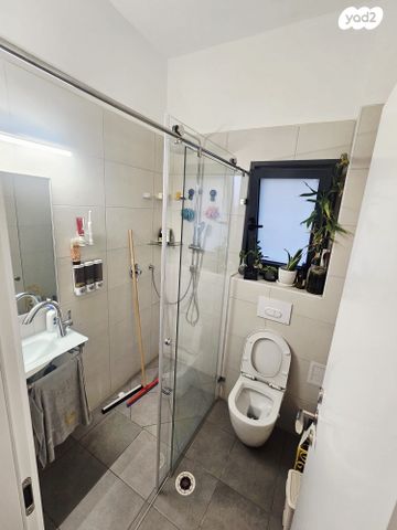 דירה, נעמי שמר 32, נאות אפק, אפקה, קרית ביאליק