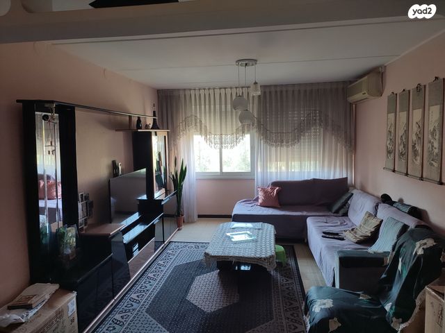 שדרות נשיאי ישראל 21