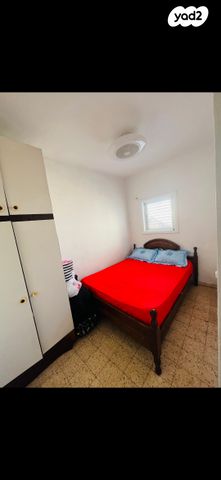 דירה, קרייתי 20, לב העיר, בת ים