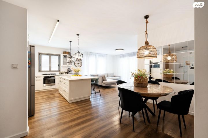 דירה, רחל הרשנזון 46, שעריים, רחובות