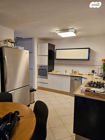 דירה, שדרות דרום אפריקה 32, אפרידר, אשקלון