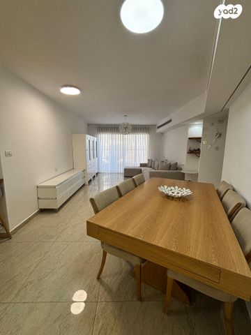 דירה, שמעון ויזנטל 3, משכנות גנים, פתח תקווה