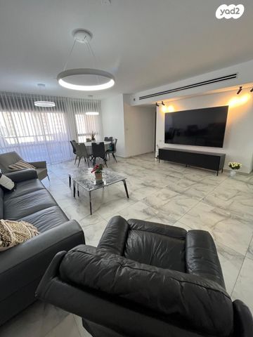 דירה, העצמאות 75, רובע הקריה, הסיטי, אשדוד