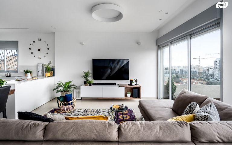 גג/ פנטהאוז, הזמיר 10, המרכז, קרית אונו