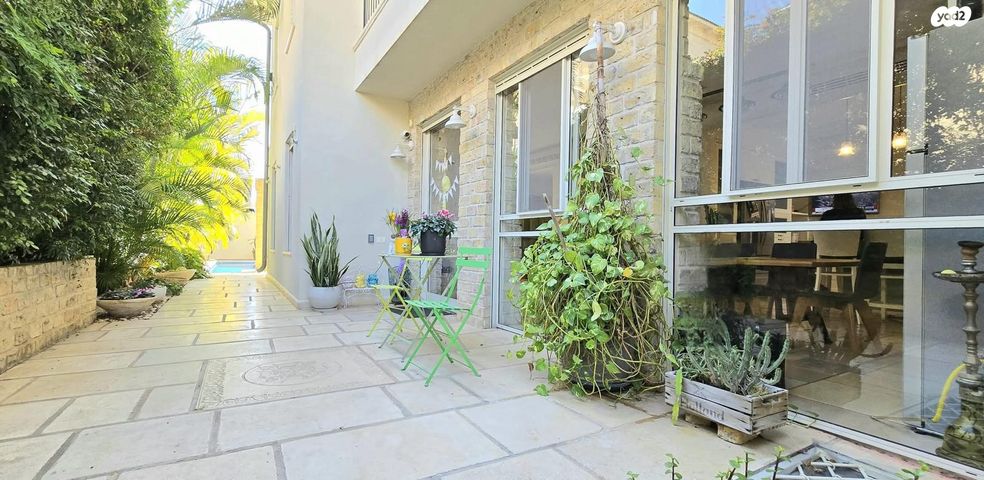 דו משפחתי, איילון 3, אורנית, אורנית