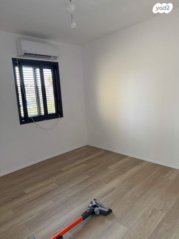 דירה, סוקולוב 8, שכונה א', באר שבע