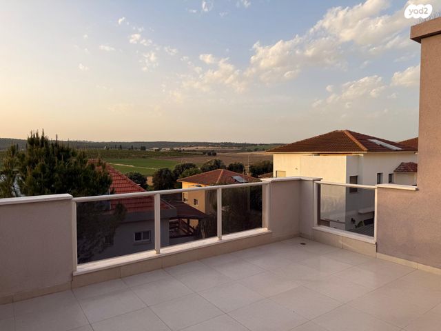 בית פרטי/ קוטג', כליל החורש 1, שאר העיר, רמת ישי