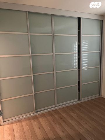 דירה, סירקין 27, פועלי הרכבת, גבעתיים