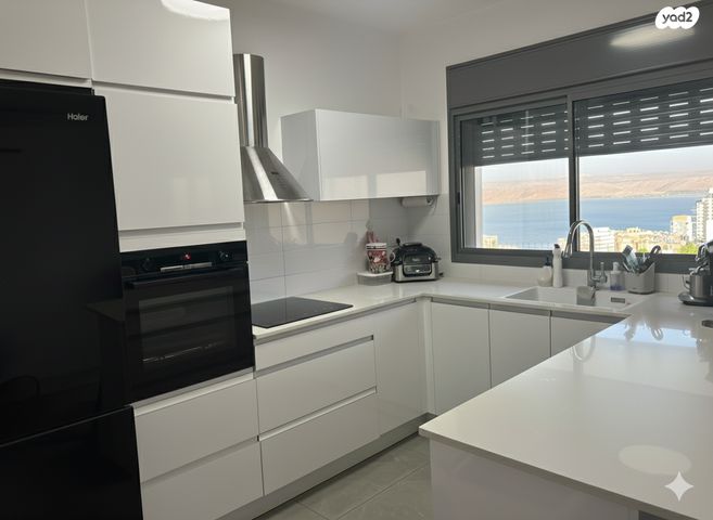 דירה, וינגייט 12, שיכון עובדים, טבריה