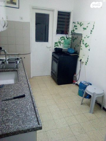 דירה, כחול לבן 18, שכונה ה', באר שבע