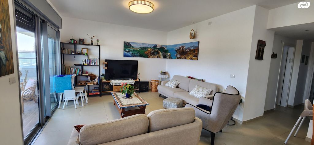 דירה, אנה פרנק 10, גדרה מזרח, גדרה