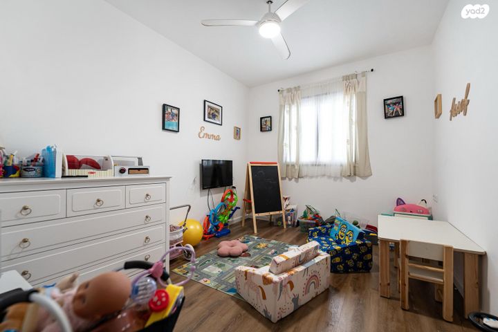 דירה, רחל הרשנזון 46, שעריים, רחובות