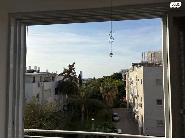 דירה, מוריה 38, גולן, רמת השרון