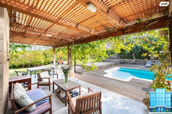 בית פרטי/ קוטג', צופית 12, המעוף, קיסריה