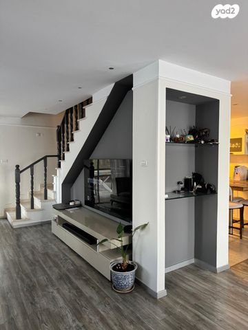 דו משפחתי, הנגב 74, רובע ד', אריאל