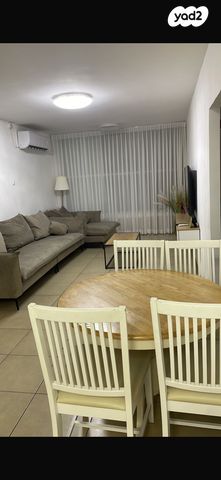 יהודה בורלא 38