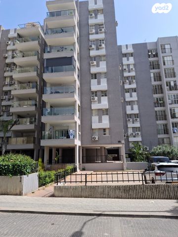 דירה, אברבנאל 14, רמב"ם, ראשון לציון