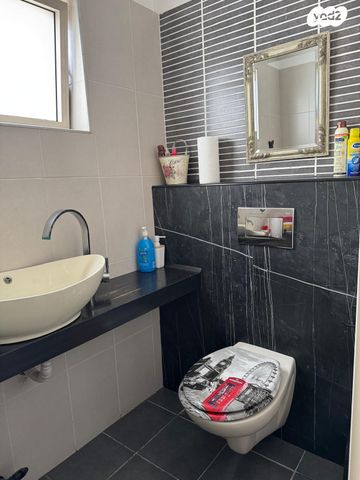 דו משפחתי, הנגב 74, רובע ד', אריאל