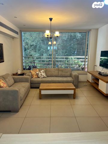 דירה, סירקין 27, פועלי הרכבת, גבעתיים