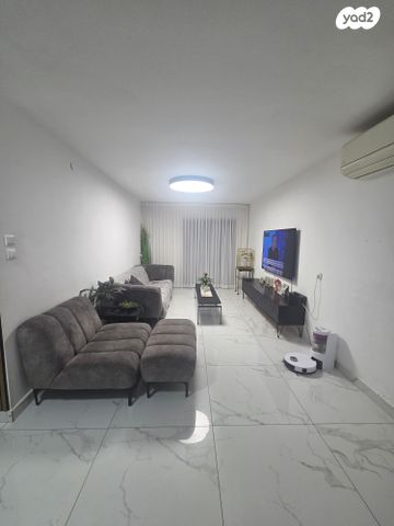 בית פרטי/ קוטג', משעול הזמיר 22, שכונה לדוגמה, דימונה