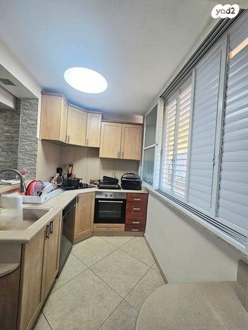 דירה, שמשון הגיבור 16, המרכז האזרחי, רמלה