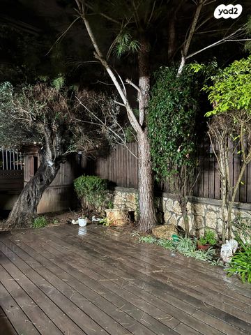 דו משפחתי, הנגב 74, רובע ד', אריאל