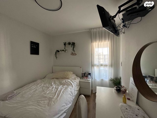 דירה, האימהות 9, סביוני נצר סירני, נס ציונה