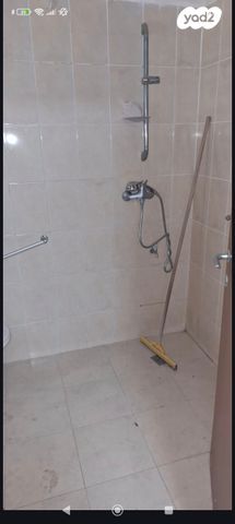 בית פרטי/ קוטג', יצחק שדה 9, מרכז עפולה עלית, עפולה