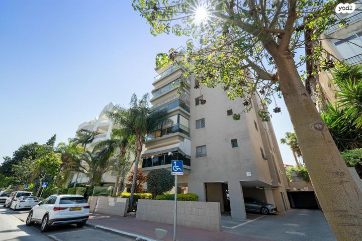 דירה, רחל הרשנזון 46, שעריים, רחובות