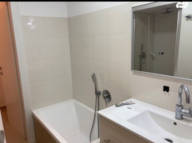 דירה, דרך לוי אשכול 183, קיראון, קרית אונו