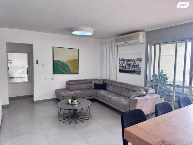 דירה, הזמיר 2, המרכז, קרית אונו