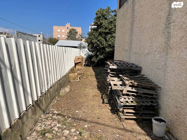 מגרשים, 208 21, יפיע, יפיע