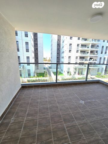 דירה, הגפן 6, כרמי הנדיב, אחוזת רוטנר, קרית מלאכי