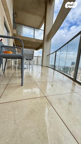 דירה, התאנה 5, שאר העיר, נשר