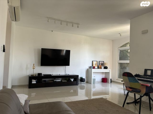 בית פרטי/ קוטג', שמואל תמיר כצנלסון 27, פסגת זאב, ירושלים