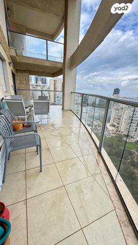 דירה, התאנה 5, שאר העיר, נשר