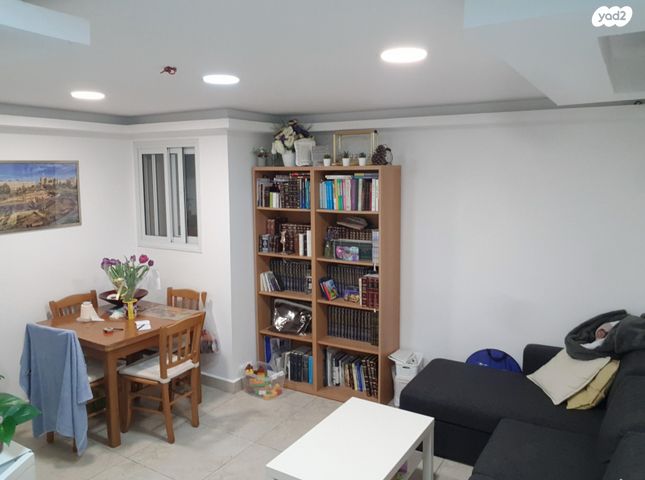 מרתף/ פרטר, החבצלת 4, גבעת שרת, בית שמש