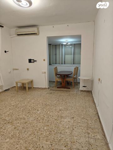 דירה, יונתן הופסי 5, הצפון החדש - צפון, תל אביב יפו