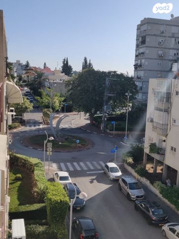 דירה, הרב מיימון 11, רסקו א', חולון