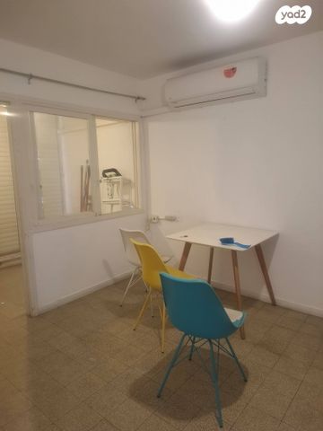 דירה, אח"י דקר 10, נווה שרת, תל אביב יפו