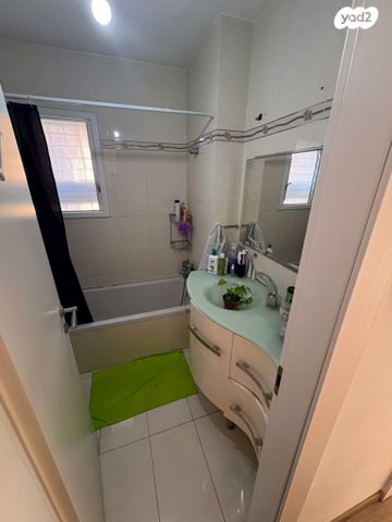 דירה, שקד 38, נווה עופר, תל כביר, תל אביב יפו