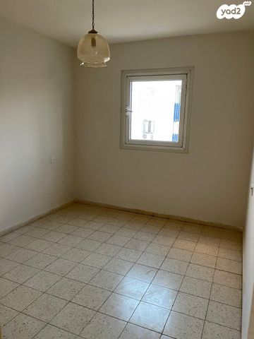 דירה, הבשור 5, גני אביב, לוד