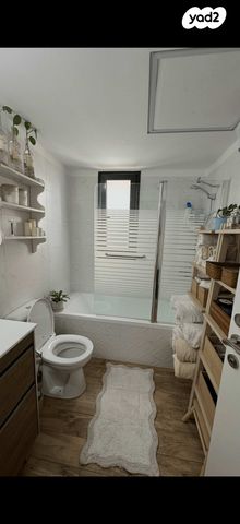 דירה, חיים נחמן ביאליק 14, גן יבנה מערב, גן יבנה