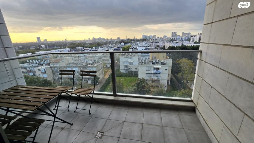 דירה, ברתיני גארי 1, נווה עופר, תל כביר, תל אביב יפו