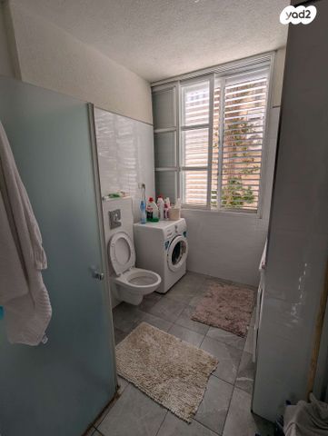 דירה, אמנון ותמר 32, מרום נווה, רמת יצחק, רמת גן