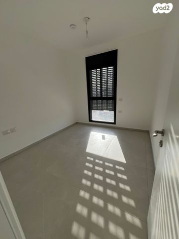 דירה, הרב ישראל גרוסמן 6, רמת אברהם, בית שמש