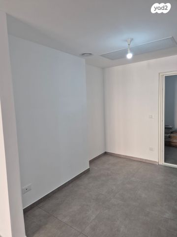 דירה, החשמונאים 31, נווה דוד רמז, רעננה